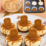 Mini cheesecakes s různými polevami a ovocem na talíři